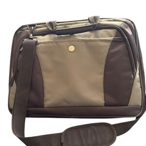 Targus Black Gray Laptop Bag Multiple Pockets Zippers carrying Strap  Business